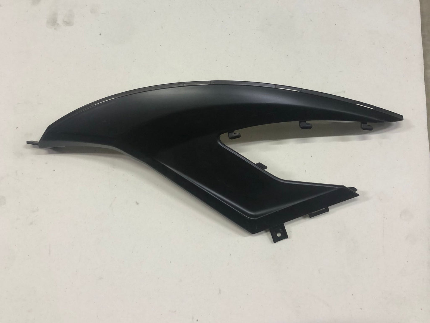 VSX DEKORATİF SAĞ GRENAJ-SİYAH