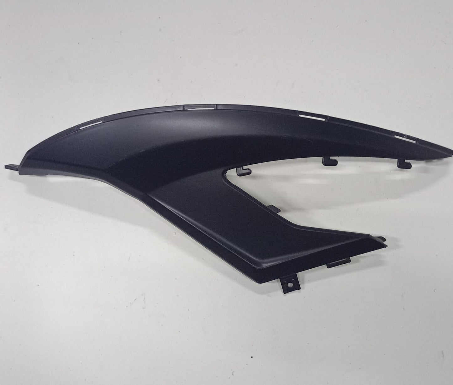 VSX DEKORATİF SAĞ GRENAJ-MAT SİYAH (2020)