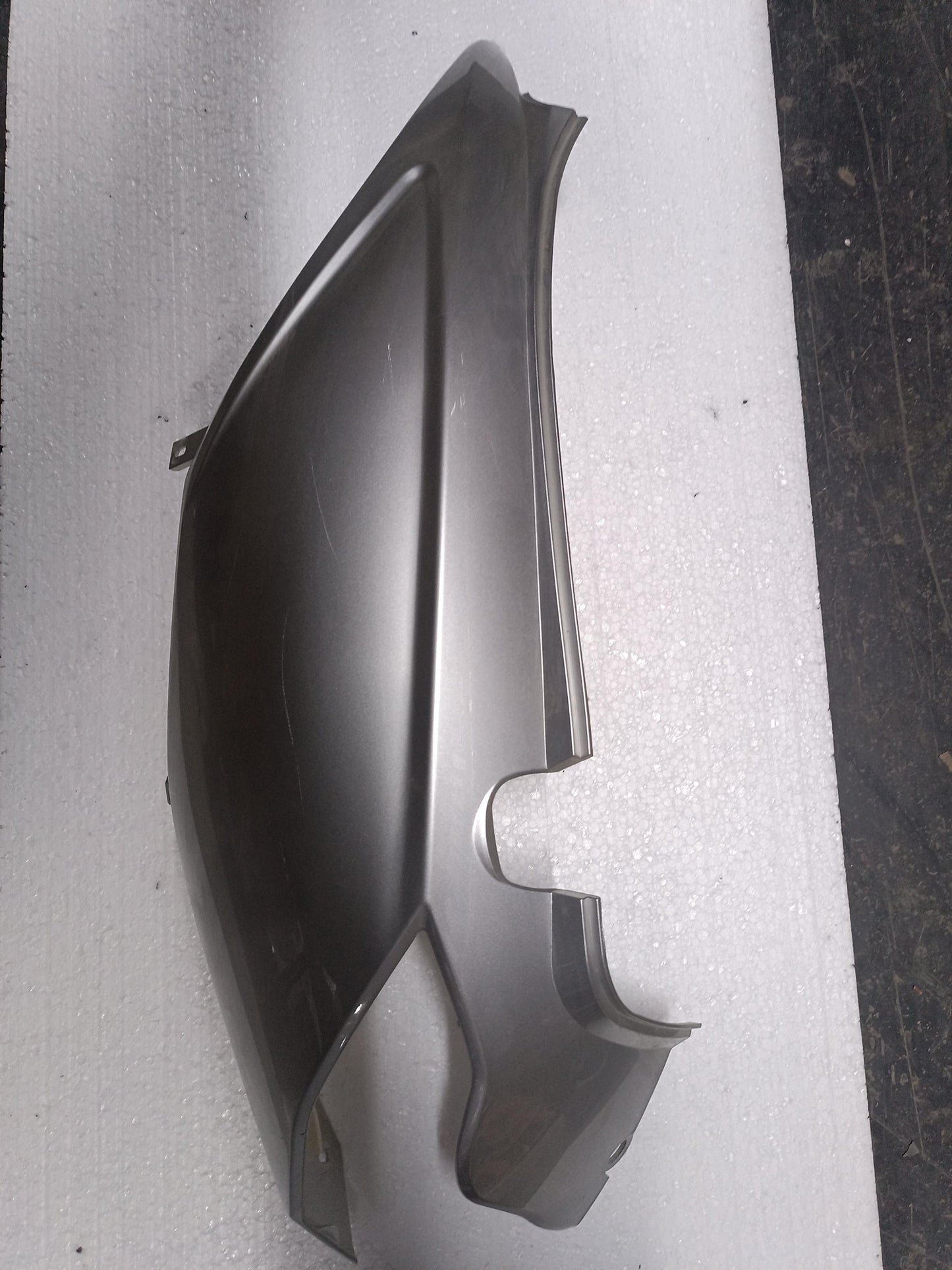 RS5 KOLTUK ALTI SOL GRENAJ - GÜMÜŞ GRİ