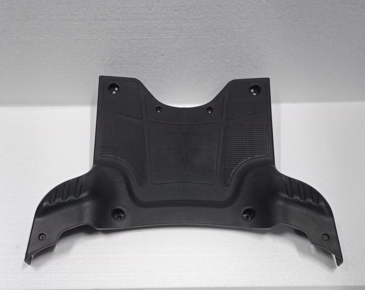 VM4 AYAK BASMA YERİ PLASTİK