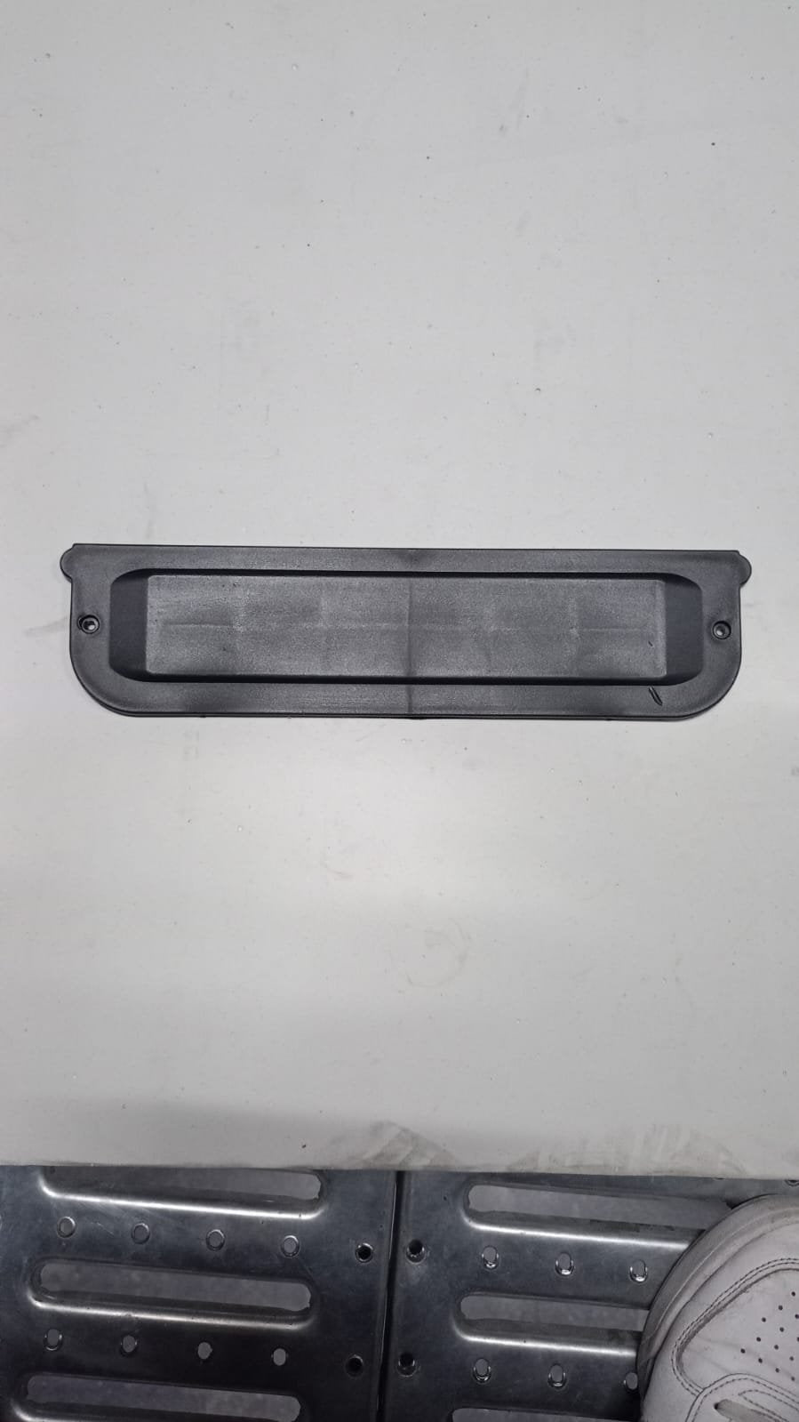 APM2 ARKA SEPET İÇİ KAPAK PLASTİK