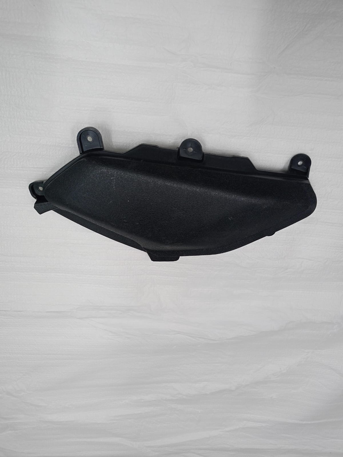 RM5X KOLTUK ALTI SAĞ DEKORATİF KAPAK PP