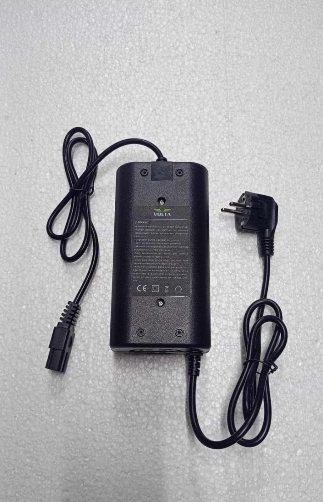 VS2L 67.2V 3AH ŞARJ CİHAZI LITYUM