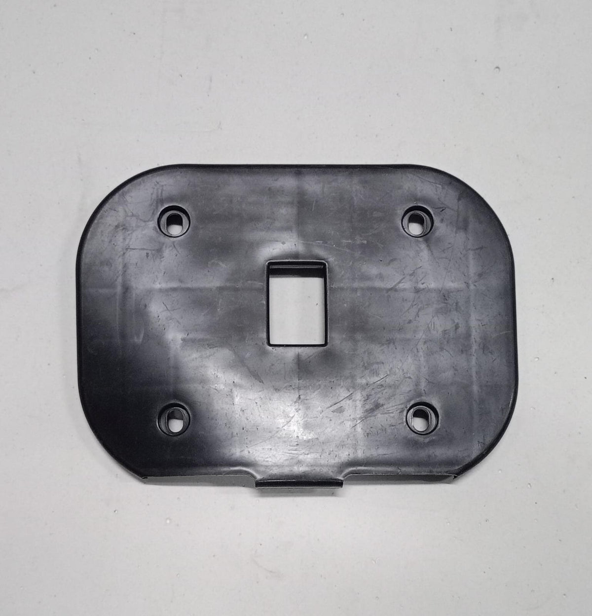 APM2 ÇOCUK KOLTUK ALTI PLASTİK