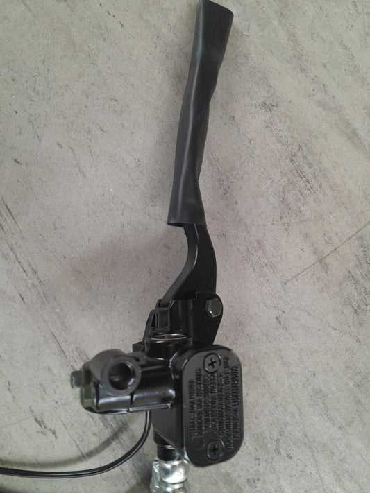 RSX6 ARKA DİSK FREN ÜST MERKEZ