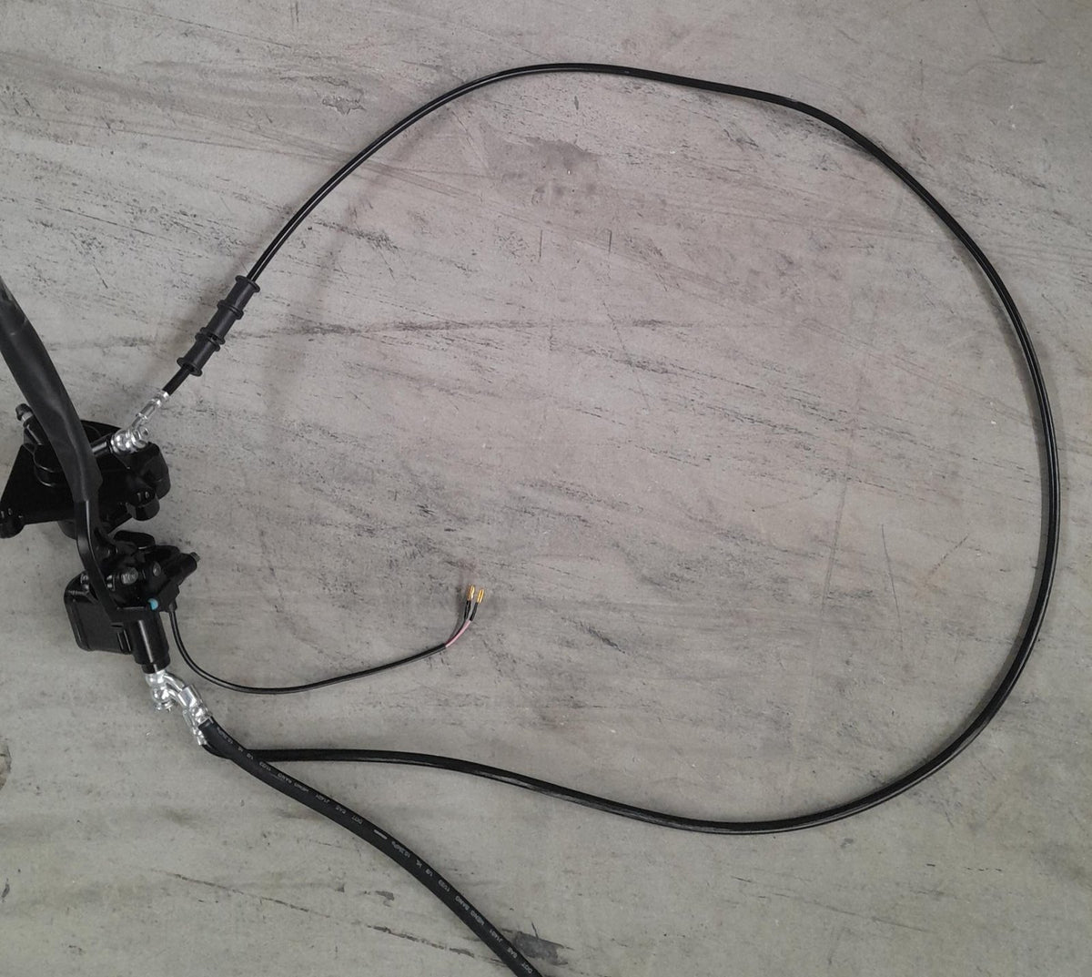 RSX6 ARKA DİSK FREN HİDROLİK HORTUM 180CM